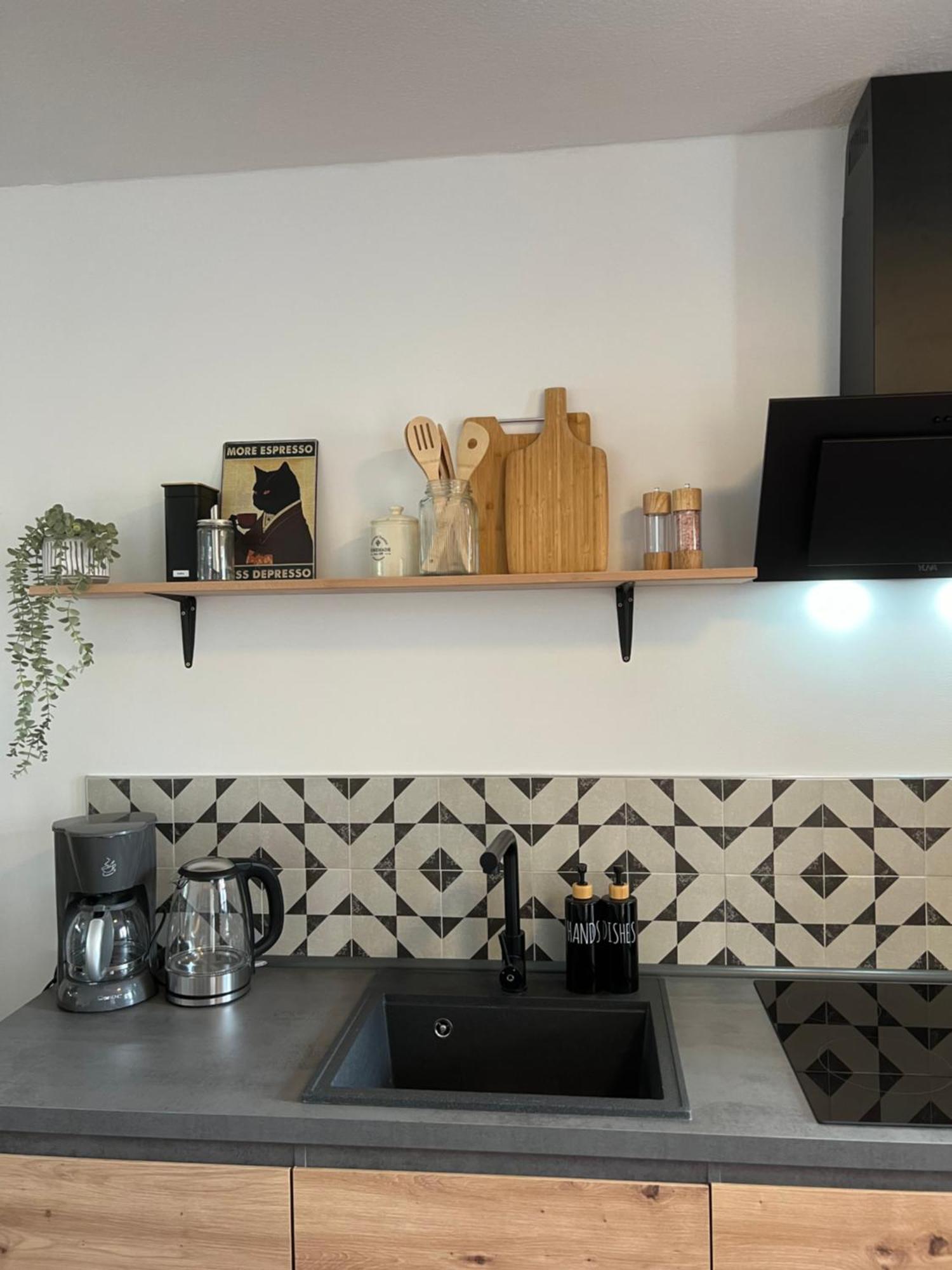 Up Wuljke19 Neu Renovierte Unterkunft Inkl.Pkw Stellplatz Emden Esterno foto